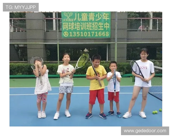 深圳网球队整体压制革新探索与发展路径的深度剖析与展望 深圳网球队整体压制革新探索与发展路径的深度剖析与展望