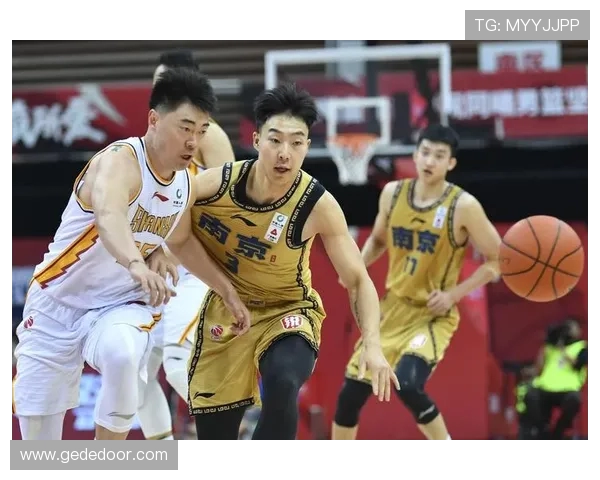 赛后分析：北京篮球队与上海篮球队速度对比及战术探讨