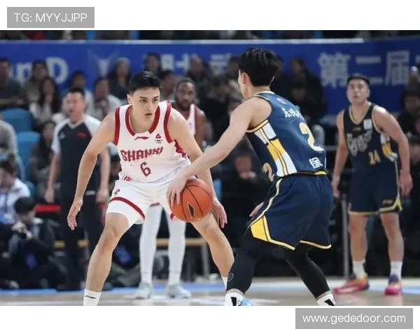 原帅的崛起之路：从默默无闻到备受瞩目的篮球新星