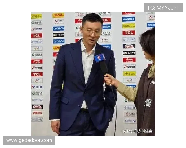 新疆与广东篮球队人员对比分析及战术特点探讨 新疆与广东篮球队人员对比分析及战术特点探讨