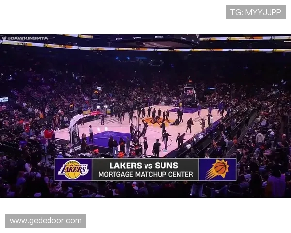 湖人对决热火精彩回顾11月19日比赛全场亮点与精彩瞬间分析