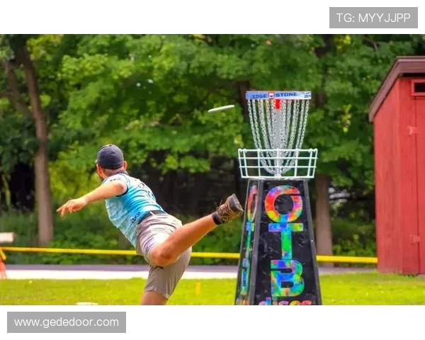 科学飞盘训练方法探究:提升运动状态与竞技表现的有效策略