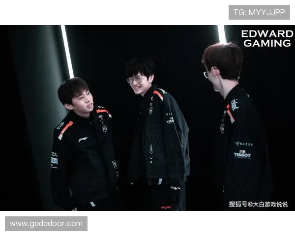 赛后复盘:LNG与EDG的战术对决与意识碰撞分析 赛后复盘:LNG与EDG的战术对决与意识碰撞分析