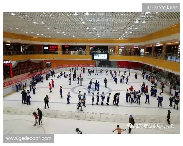 南京极限运动队灵活性变革引发热议探索新兴运动的未来发展之路 南京极限运动队灵活性变革引发热议探索新兴运动的未来发展之路