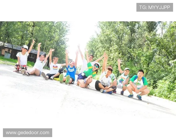 南京滑板队的蜕变与成长:一段滑板文化的纪实之旅 南京滑板队的蜕变与成长:一段滑板文化的纪实之旅