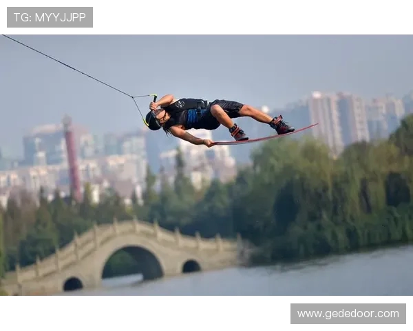 成都极限运动队在马拉松大满贯中的速度表现分析与点评